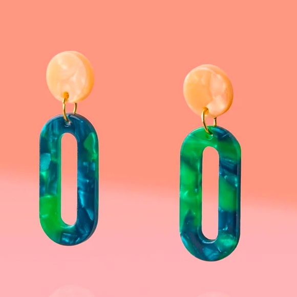 Jewelry - Emerald Oval and Peach Resin Hoop Drop Dangle Earrings